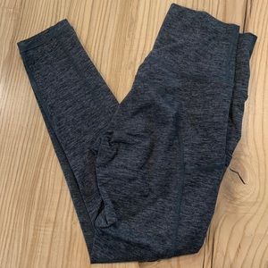 American Eagle yoga pants